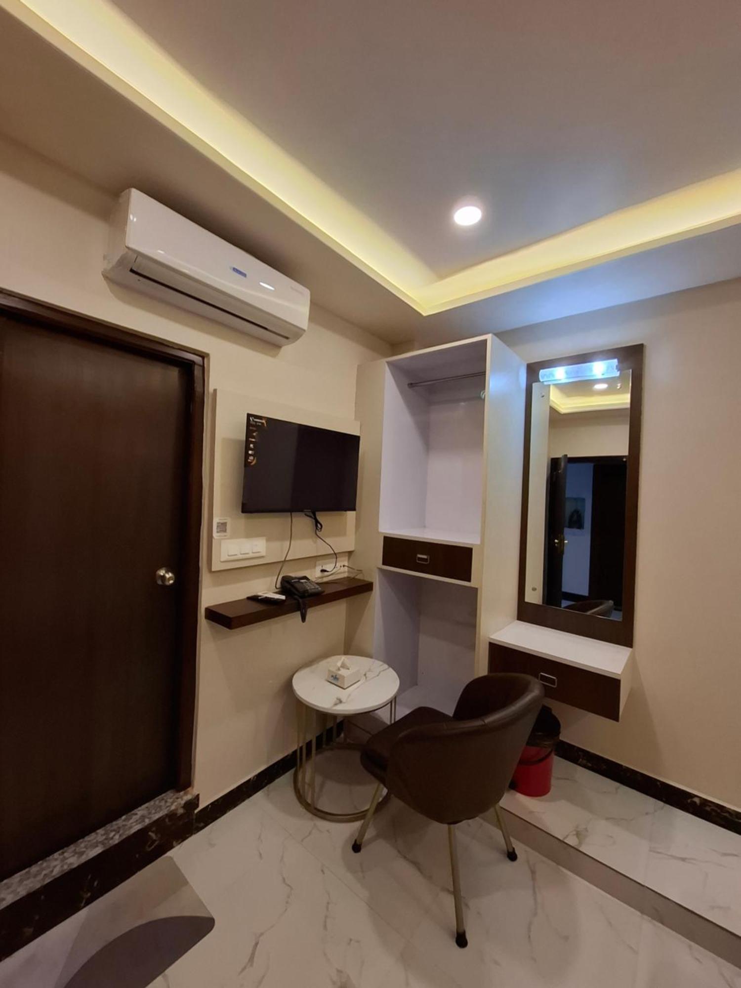 Hotel Royal Mithila Private Limited Janakpur Eksteriør billede